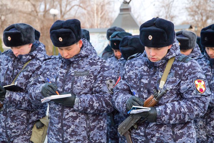 В Астраханском кремле состоялся гарнизонный развод подразделений правоохранительных структур