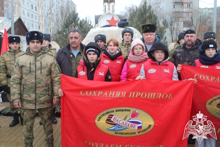 В Астрахани росгвардейцы почтили память воинов-интернационалистов