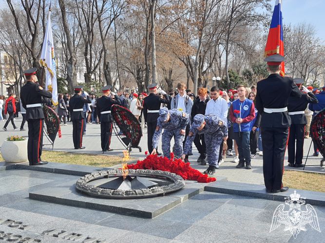 К патриотической акции «Растим патриотов России» присоединились росгвардейцы в Астрахани