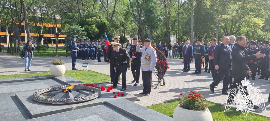 В Астрахани сотрудники и военнослужащие Росгвардии приняли участие в торжественных мероприятиях, посвящённых 78-летию Победы в Великой Отечественной войне
