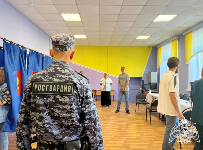 Росгвардия обеспечила безопасность во время выборов в Астрахани