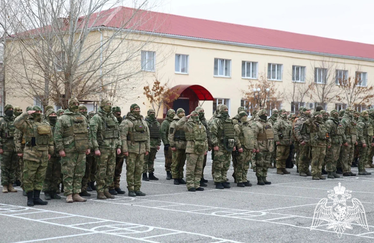 В Астрахани чествовали отличившихся на спецоперации росгвардейцев