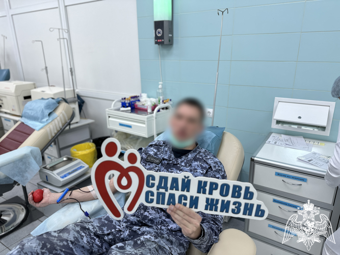 Астраханские росгвардейцы сдали более пяти литров крови в преддверии Дня защитника Отечества