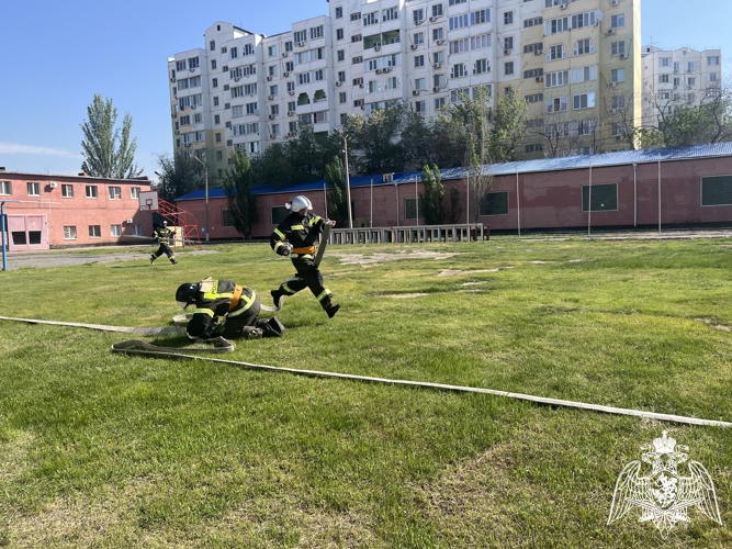 В АСТРАХАНИ ЗАВЕРШИЛСЯ ОТБОРОЧНЫЙ ЭТАП КОНКУРСА ПО ПОЖАРНО-ПРИКЛАДНОМУ МАСТЕРСТВУ СРЕДИ КОМАНД ЮЖНОГО ОКРУГА РОСГВАРДИИ
