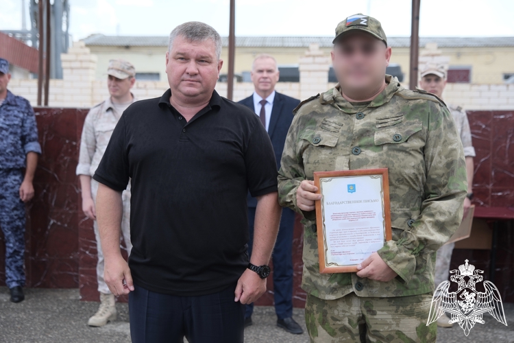 В Астрахани наградили военнослужащих Росгвардии — участников специальной военной операции