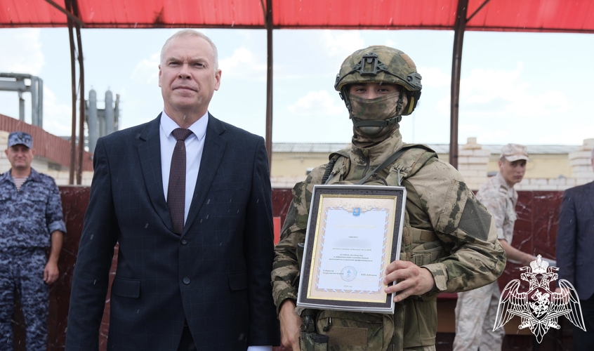 В Астрахани наградили военнослужащих Росгвардии — участников специальной военной операции