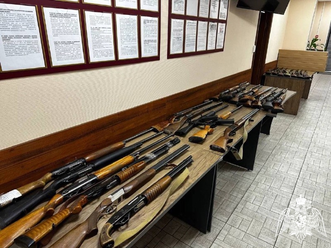 Астраханцы могут добровольно сдать в полицию незаконно хранящееся оружие