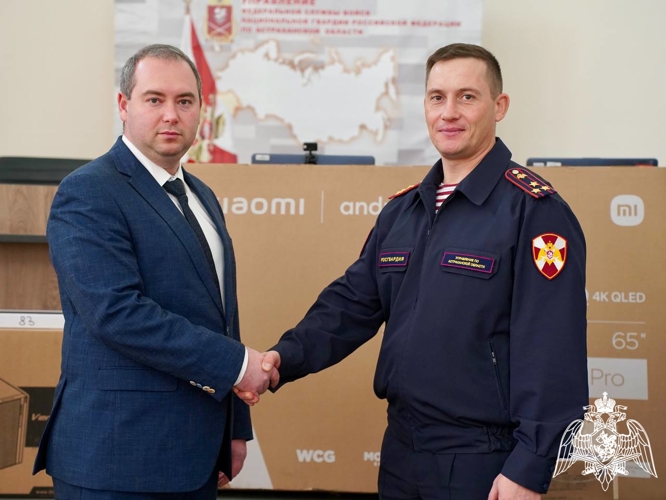 В Управление Росгвардии по Астраханской области передали оборудование для подготовки операторов БПЛА