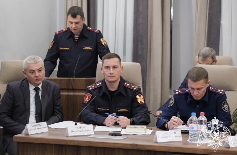 Росгвардейцы примут участие в обеспечении правопорядка в новогодние праздники в Астраханской области 