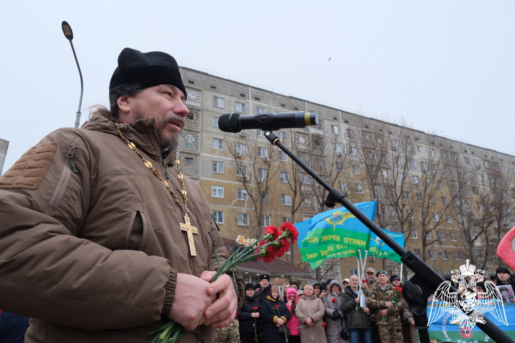 Представители Росгвардии почтили память воинов-интернационалистов в Астрахани