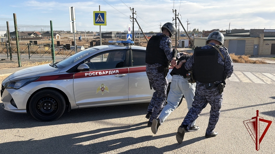 Росгвардейцы и медицинские работники провели совместную тренировку в Астраханской области